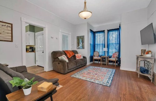 Ottawa Casa | Charming Retreat near Starved Rock and Downtown