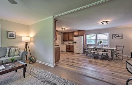 Browns Summit Casa | Charming Retreat on 5 Acres with Deck and Grill!