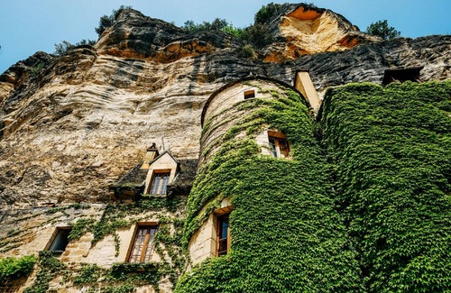 La Roque-Gageac Casa | Encantadora propiedad construida en piedra junto al río en Perigord