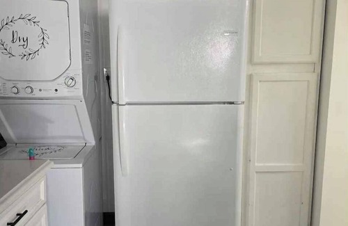 North Bergen Apartamento | Charming room, 15 minutes away via ferry to NYC