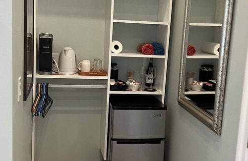 Country Club Estates Apartamento | Charming Room in Downtown Rehoboth Beach