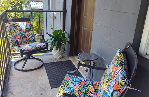 Port Tampa City Apartamento | Charming, rooming. Quiet, secure place,Close to water