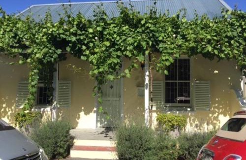 Rosebank Apartamento | Charming Rosebank Cottage