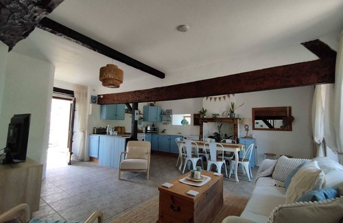 Lussac-Les-Eglises Casa | Charming rural retreat