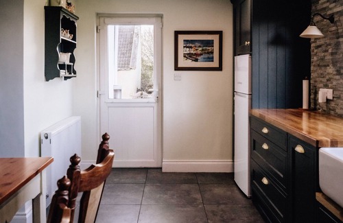 Shanavooneen Otro | Charming Rural Irish Cottage near golf, beaches, castles and villages