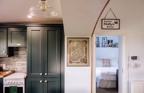 Shanavooneen Otro | Charming Rural Irish Cottage near golf, beaches, castles and villages