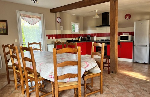 Montireau Cabaña | Casa rural con jardín y actividades, ideal para familias y grupos, cerca de Chartres y París