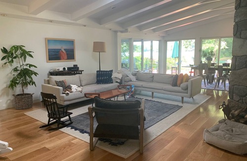 Putnam Valley Casa | Charming rustic and chic lake-front 3-bedroom house in serene Putnam Valley