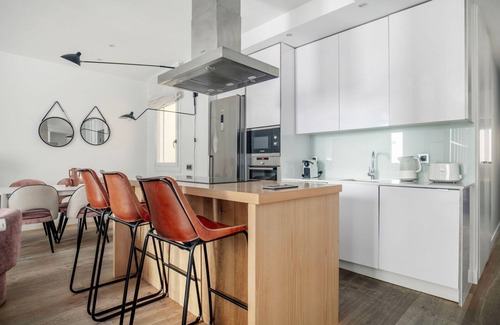 Lista Apartamento | Charming Salamanca 3BR w/ Doorman nr El Retiro Park, by Blueground