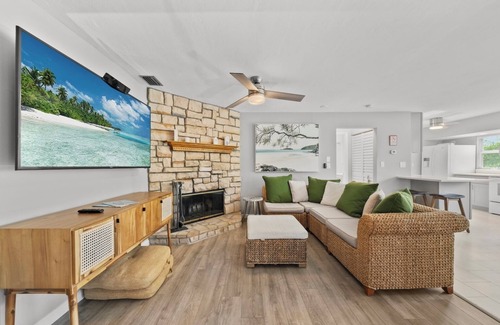 Sanibel Casa | Charming Sanibel Island Duplex with Golf Cart, Pool, and Beach Gear!