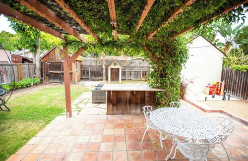 Westside Cabaña | Charming Santa Barbara Cottage