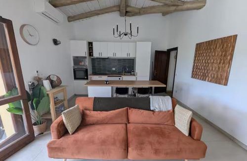 Ruoni Chalet De Esquí | Charming Sardinian Dream Home