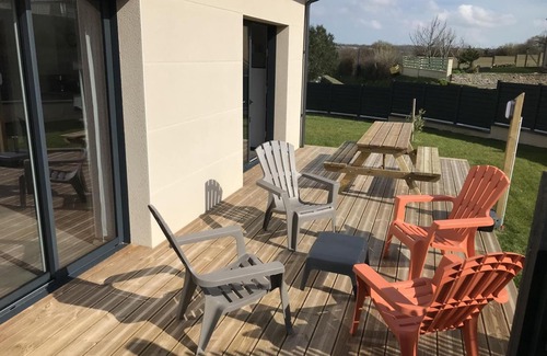 Barneville-Carteret Cabaña | Moderno gîte de 56m², playa a 2.5km, accesible, equipado, con terraza y parking