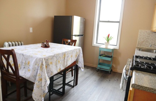 Greenville Casa | Charming second-floor apartment in Jersey City, close to Manhattan!