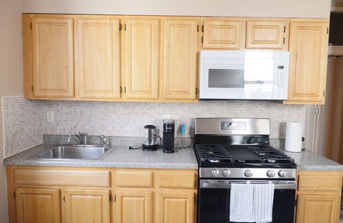 Greenville Casa | Charming second-floor apartment in Jersey City, close to Manhattan!