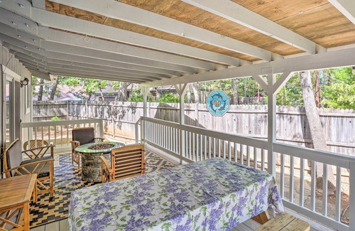 Lakehead-Lakeshore Cabaña | Charming Shasta Lake Retreat: Boat, Hike & Fish!