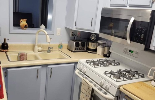 Fortuna Foothills Complejo | Charming single unit in 55+ resort community in a Yuma foothills.