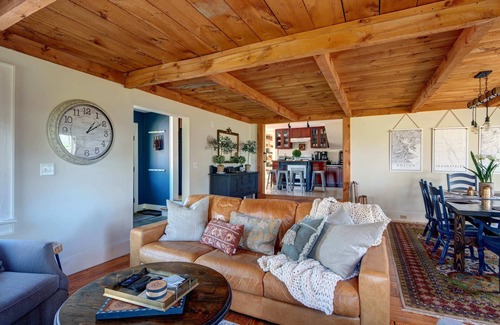 Skaneateles Casa | Charming Skaneateles Getaway