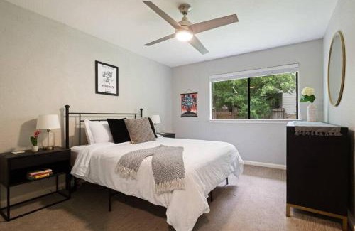 South Manchaca Casa | Charming South Austin 2 Bedroom Home