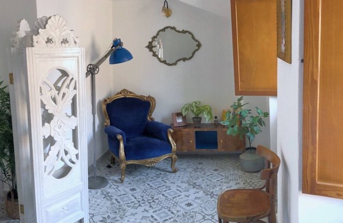 Bosa Historic Centre Casa | Charming, spacious 3-bedroom townhouse