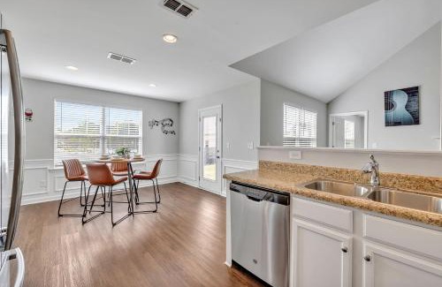 Spring Hill Casa | Charming Spacious 3BR Spring Hill Home!
