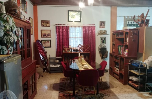 Meycauayan Casa | Charming Spanish bungalow w/ 2 bedrooms and full bathroom.