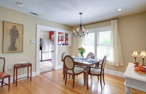 Historic Old Northeast Cabaña | Charming St Petersburg Bungalow 2 Mi to Downtown!