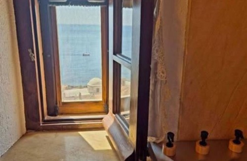 Monemvasia Apartamento | Charming Stay with Stunning Views -MARE – MonoLithos Inn