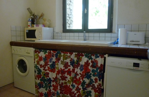 Gordes Casa | acogedora cabaña de piedra en Gordes, Luberon. Piscina compartida 2 casas 10x5m