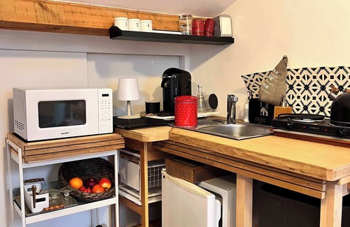 Chaumont-Gistoux Apartamento | Charming Studio in the Heart of the Forest