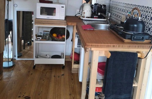 Chaumont-Gistoux Apartamento | Charming Studio in the Heart of the Forest