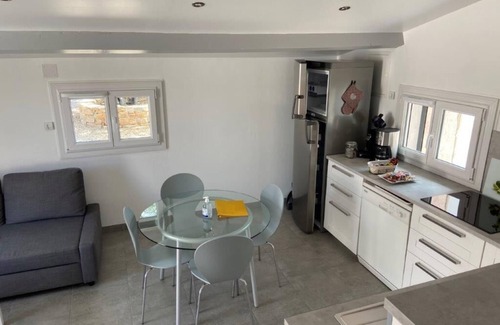 Ceyreste Apartamento | Estudio con encanto para 4 personas, aire acondicionado de 34 m², acceso a la piscina