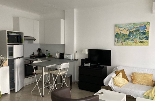 Cannes City Centre Apartamento | encantador centro de estudio Croisette de Cannes frente al mar