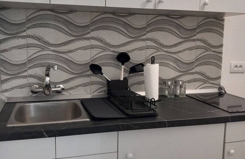 Palilula Apartamento | Charming studio in lovely Beograd with AC and WiFi. Enjoy your stay.