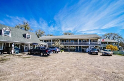 Block Island Apartamento | Charming Studio in Island Manor Resort
