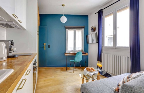 Enfants-Rouges Apartamento | Charming Studio Near Place des Vosges Le Marais