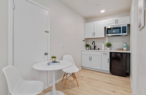 Riverside Casa | Charming studio near UCR, Downtown & plazas