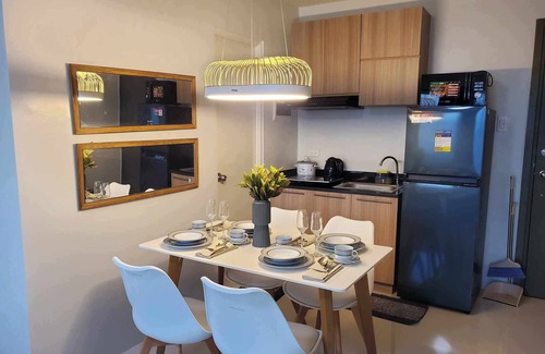 Puerto Princesa City Centre Apartamento | Charming studio in brilliant Puerto Princesa with WiFi, AC