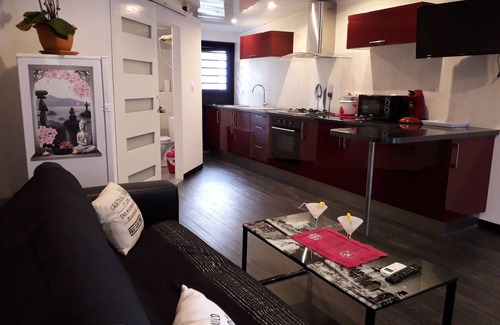 Sainte-Suzanne Apartamento | Estudio encantador con aire acondicionado y piscina Ste Suzanne