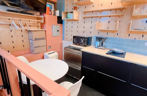 Financial District Condominio | Charming Studio Sleeps 2 On the Park on Top of Hill, SweepingViews of the City
