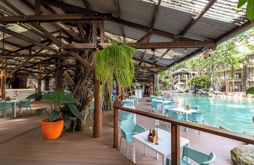 Port Douglas Apartamento | Charming studio with WiFi, fitness room in delightful Port Douglas.