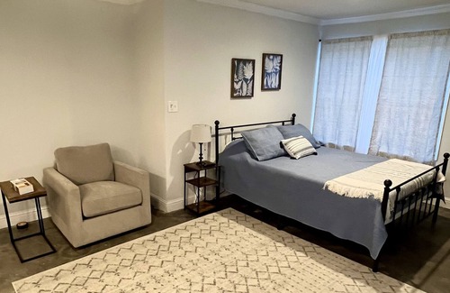 Centralia Apartamento | Charming studio with gated entry