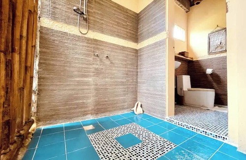 Caticlan Apartamento | Charming Studio with Kitchen and Air Con – 4 Min Walk to Beach