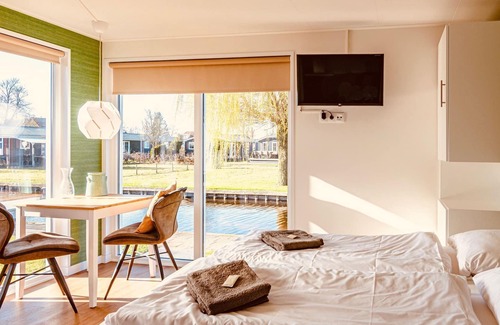 Giethoorn Chalet De Esquí | Charming studio with WiFi, in Giethoorn