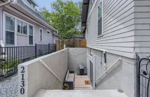 Old North End Casa | Colorado Escape-King Need-Spa Bath-Modern-Clean