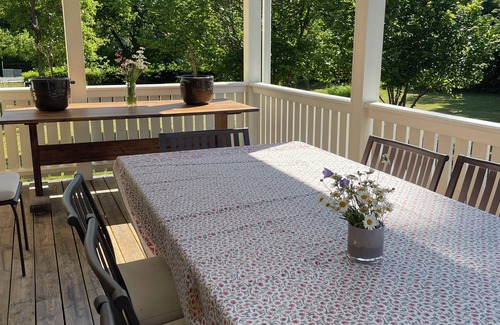 Ytterbystrand Casa | Charming Summer Paradise in Resarö