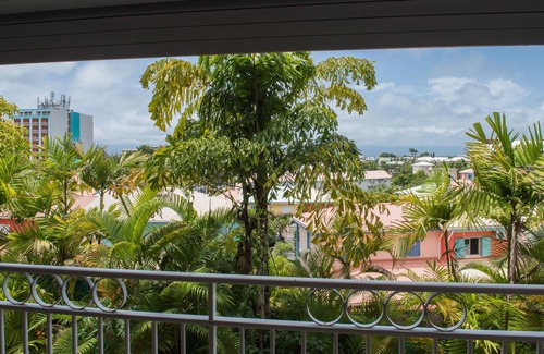 Pointe de la verdure Apartamento | Charming T2 3mn walk from the beach and the casino