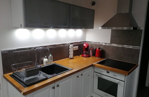 Laveyron Apartamento | Charming T2 apartment in villa with spa