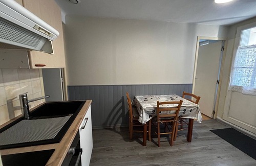 La Roche-Posay Apartamento | Encantador T2 con WIFI y estacionamiento en el centro de La Roche-Posay
