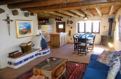 Taos Casa | ENCANTO TAOS ADOBE INICIO